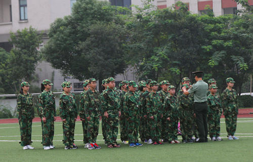 金堂縣九龍鎮(zhèn)初級(jí)中學(xué)