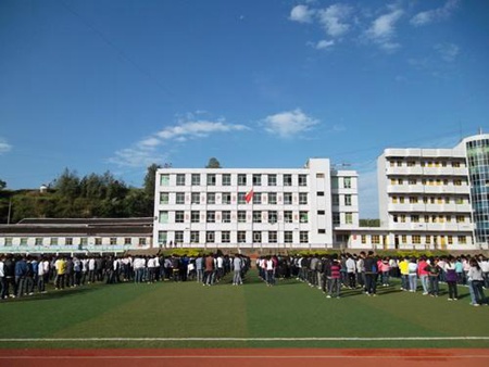 通江縣至誠職業(yè)中學