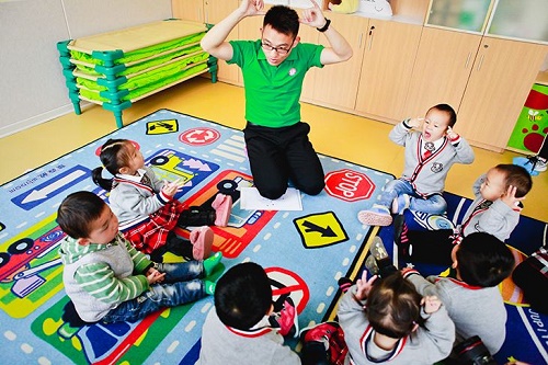 重慶師范大學(xué)幼師學(xué)校是公辦院校嗎？