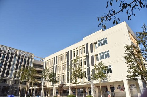 重慶市育才職業(yè)教育中心2021年學(xué)費(fèi)多少錢(qián)