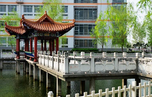 南陽(yáng)醫(yī)學(xué)高等?？茖W(xué)校2021年招生簡(jiǎn)章
