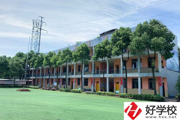 常德海乘職業(yè)學(xué)校教學(xué)設(shè)施好不好？環(huán)境怎么樣？