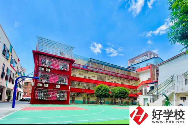 在湖南，學(xué)藝術(shù)有什么中職推薦嗎?