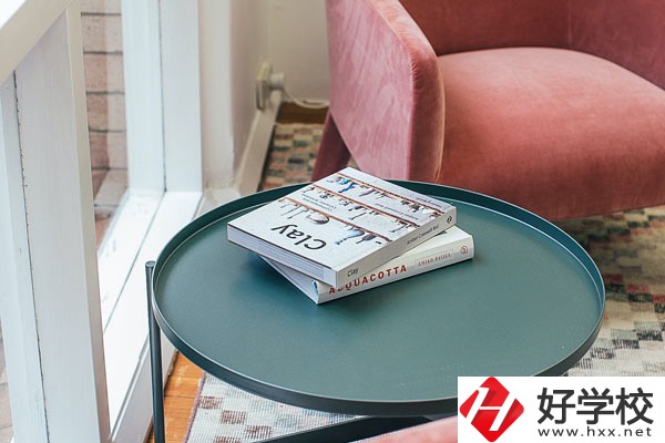 懷化啟航衛(wèi)生學(xué)校護(hù)理專業(yè)好不好？學(xué)費(fèi)貴嗎？