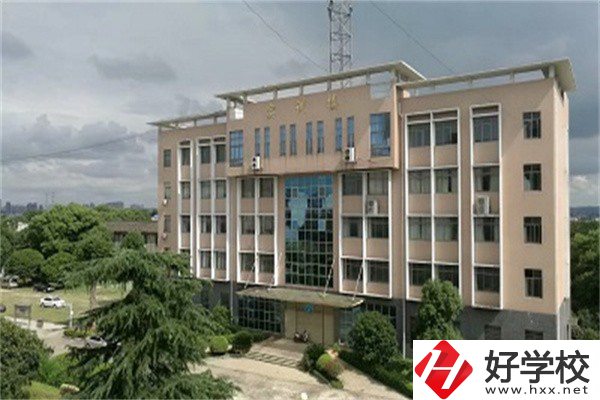 湘潭有哪些中專(zhuān)校風(fēng)環(huán)境好？下面3所值得一看!