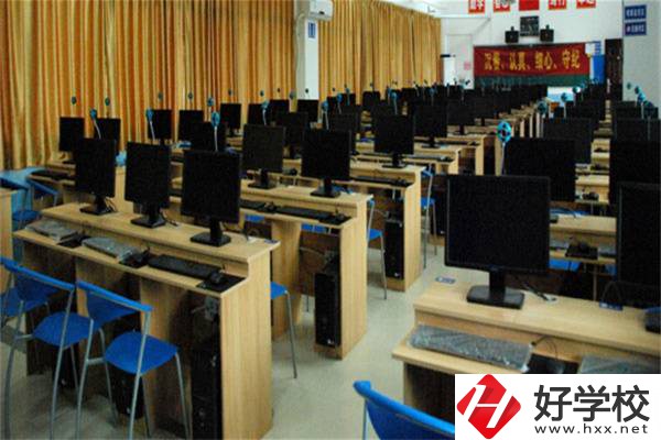 衡陽建筑職校怎么樣？建筑類專業(yè)就業(yè)前景怎么樣？