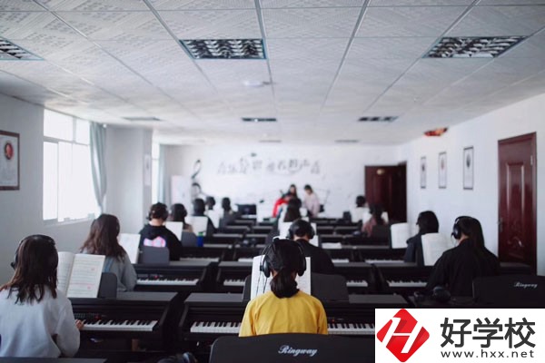 長(zhǎng)沙市現(xiàn)代商貿(mào)中等職業(yè)學(xué)校是民辦嗎？師資力量如何？