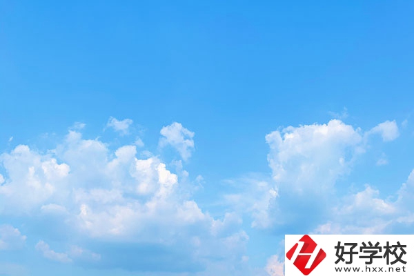 湖南石油化工技工學(xué)校教育水平怎么樣？從這三點(diǎn)來判斷