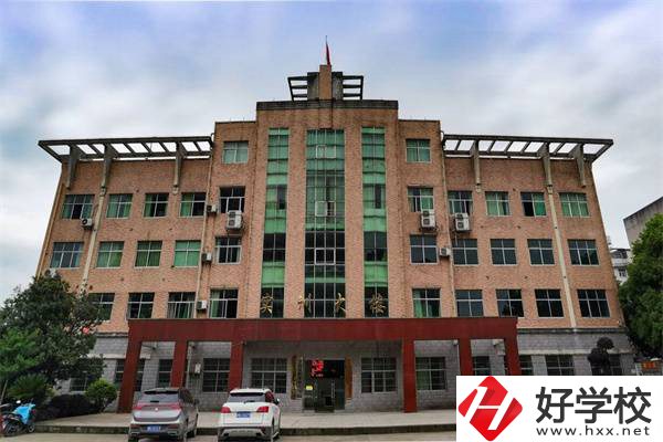 會同縣職業(yè)中專學校實訓樓