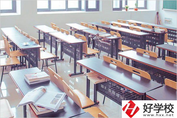 常德石門縣有什么中專學校？是公辦還是民辦的？