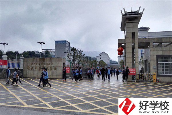 懷化哪些中職有繪畫專業(yè)？哪所更有優(yōu)勢？