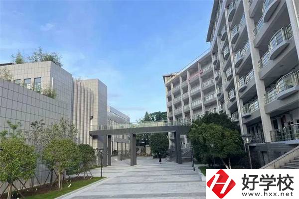 長沙高新技術工程學校