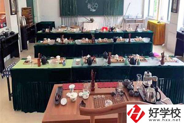 張家界有哪些公辦中職學(xué)校？有什么特色專業(yè)？