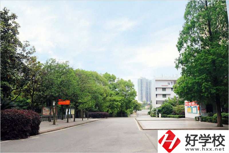邵陽工業(yè)學(xué)校有哪些專業(yè)？招生要求是什么？
