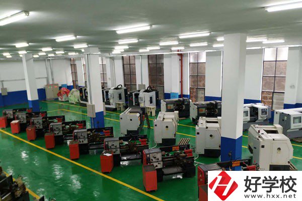 湖南懷化商業(yè)學(xué)校怎么樣？招生計(jì)劃有哪些？