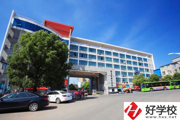 長(zhǎng)沙辦學(xué)規(guī)模最大的職校是哪一所？有什么招生專業(yè)？