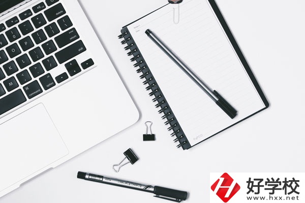 湖南省道縣師范學(xué)校有什么專業(yè)？值得讀嗎？