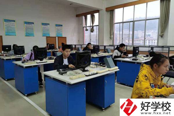 湘西有沒(méi)有可以直接中專升大專的師范職校？