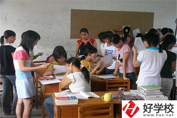 在湖南讀高中和讀職高有什么不同？職高生有什么優(yōu)勢(shì)？