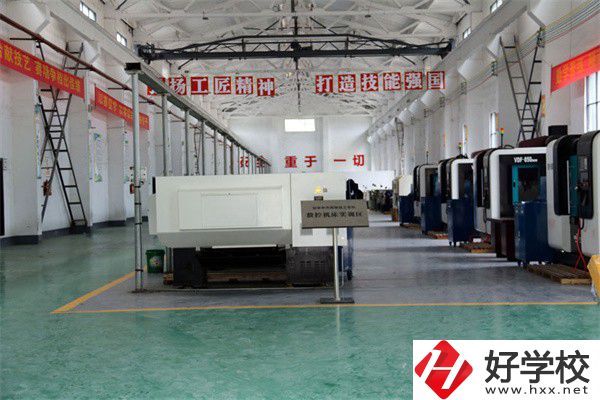 張家界有哪些公辦技校？公辦技校免學費嗎？