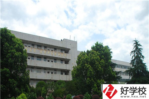 郴州想學(xué)平面設(shè)計(jì)推薦哪些中職？專(zhuān)業(yè)就業(yè)如何？