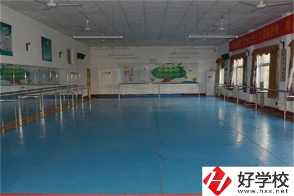 湘潭最好的民辦職高是哪所？職高值得就讀嗎？