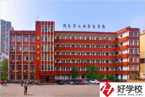 長沙升學(xué)率高的中職學(xué)校有哪些？招生要求嚴(yán)不嚴(yán)？