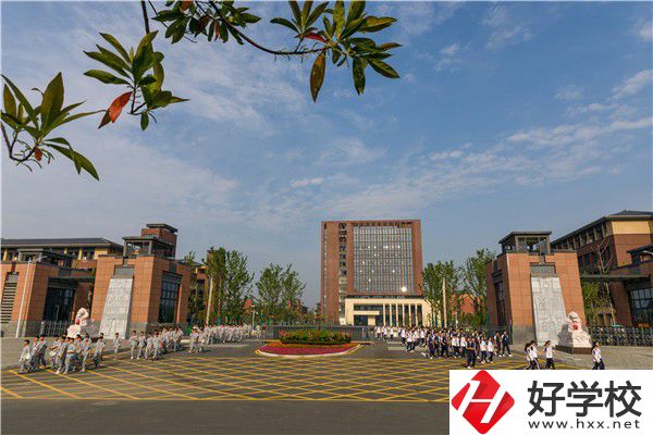 常德汽車中職有哪些推薦？有什么辦學(xué)優(yōu)勢(shì)？