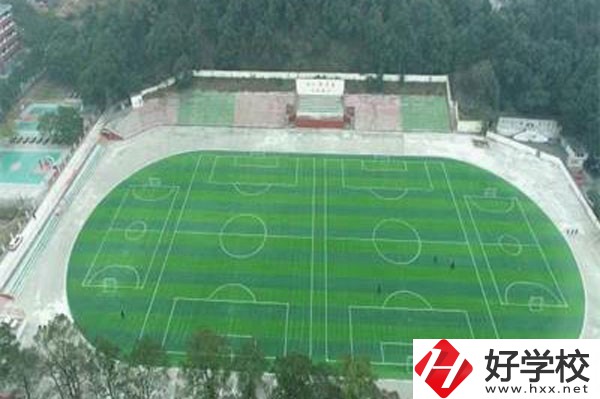 岳陽(yáng)理工職業(yè)技術(shù)學(xué)校專業(yè)情況如何，有哪些辦學(xué)特色？