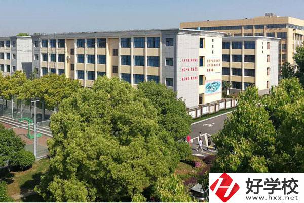 岳陽十五歲可以上中專嗎？有什么中專推薦？