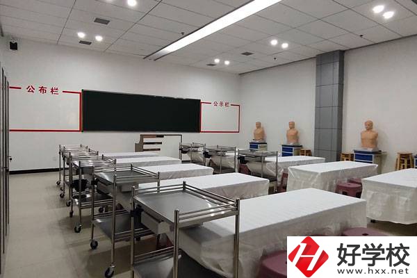 婁底有衛(wèi)校嗎？可以學(xué)什么專業(yè)？