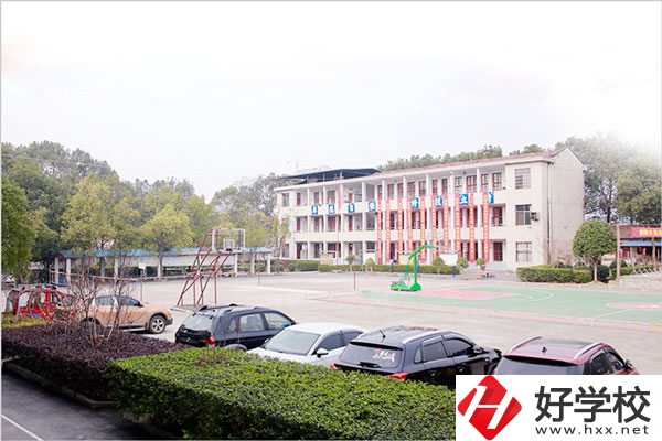 臨湘市湘北職業(yè)技術(shù)學(xué)校怎么樣？