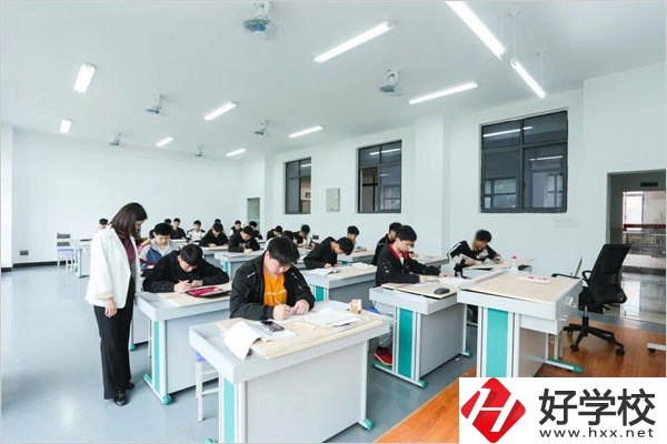 湘潭技師學院能學的專業(yè)多嗎？有哪些選擇？