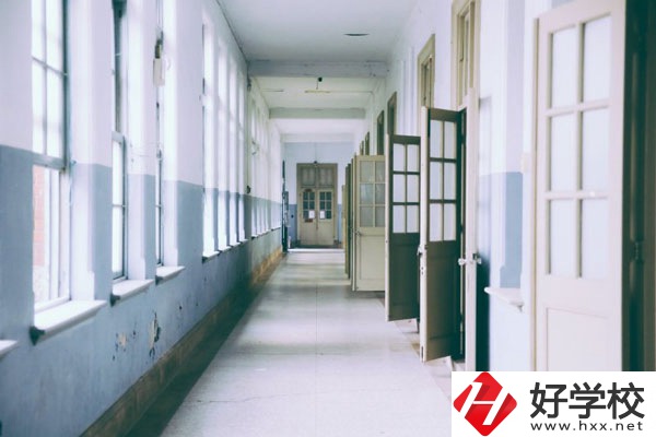 湖南婁底幼兒師范怎么樣？4個方面全方位介紹學校