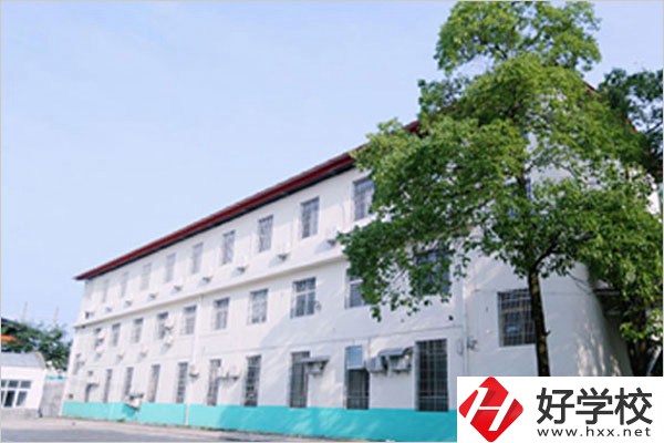 湘潭華光職校在哪？有什么辦學(xué)特色？