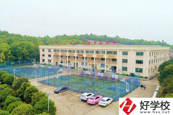 湖南哪些中專開設了新能源汽車制造與檢測專業(yè)？