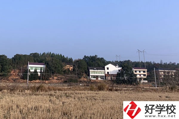 永州市工商職業(yè)中專有哪些專業(yè)？