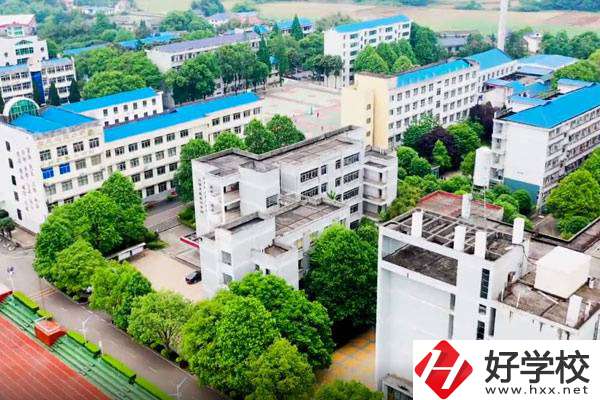 湖南瀏陽(yáng)有什么好的中?？梢酝扑]？學(xué)什么專業(yè)好？