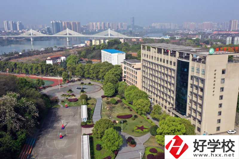 衡陽(yáng)市核工業(yè)衛(wèi)校宿舍環(huán)境怎么樣？