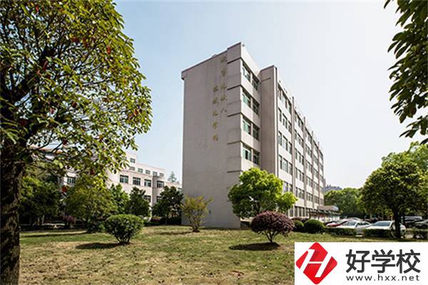 邵陽有沒有300分可以讀的公辦中職？有什么專業(yè)可以學(xué)？