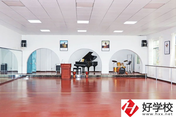 邵陽(yáng)市開(kāi)元職業(yè)技術(shù)學(xué)校適合初三畢業(yè)生報(bào)考嗎？
