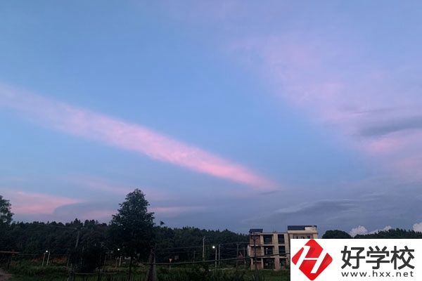 益陽市第一職業(yè)中專學(xué)校的專業(yè)就業(yè)前景如何？