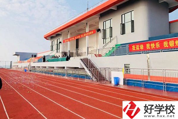 瀏陽市中協(xié)高新科技學校有哪些特色專業(yè)？就業(yè)前景如何？