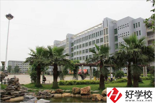 湘軍的“搖籃”是衡陽哪所技校？學(xué)校招收初中生嗎？
