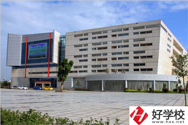 永州職業(yè)技術(shù)學(xué)院怎么樣？有中職部嗎？