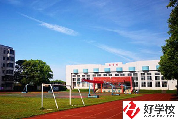 初中畢業(yè)后打算在湘潭讀中專，有哪些好學校推薦？