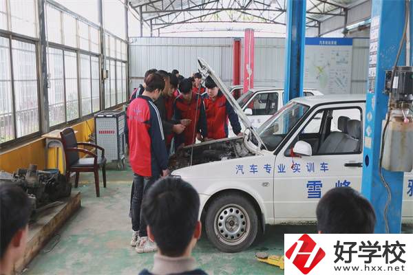 邵陽市雪峰博雅職業(yè)學校是什么學校？有什么辦學優(yōu)勢？