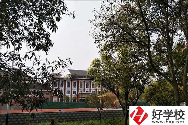 邵陽電商中專有哪些？管理如何？