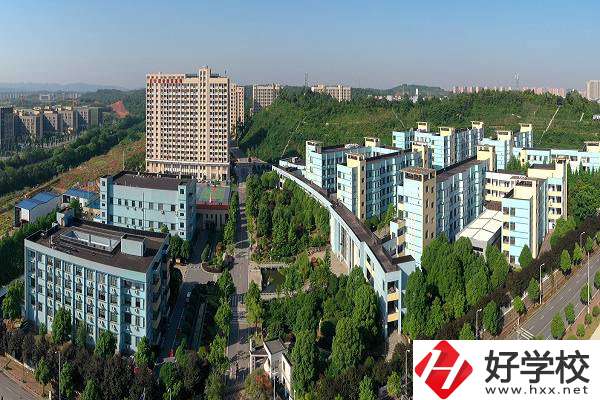 長沙財(cái)經(jīng)學(xué)校怎么報(bào)名？要填志愿嗎？