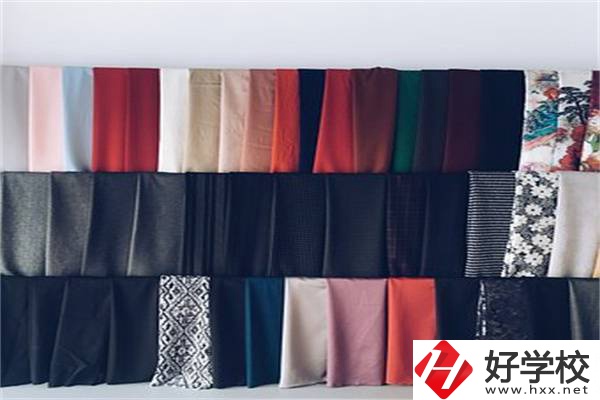 張家界有哪些中職學(xué)校有服裝設(shè)計(jì)專業(yè)？專業(yè)好就業(yè)嗎？